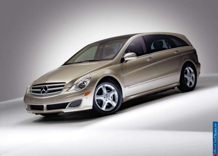 2006 Mercedes-Benz R500 - фотография 35 из 100 2006 Mercedes-Benz R500 - фотография 35 из 100