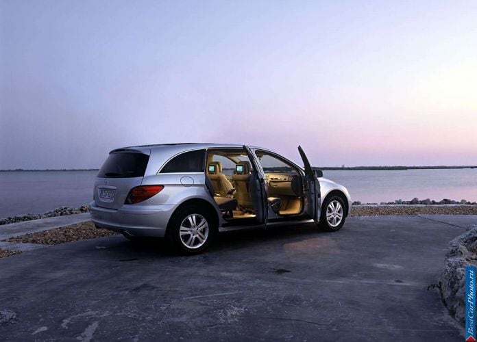 2006 Mercedes-Benz R500 - фотография 37 из 100