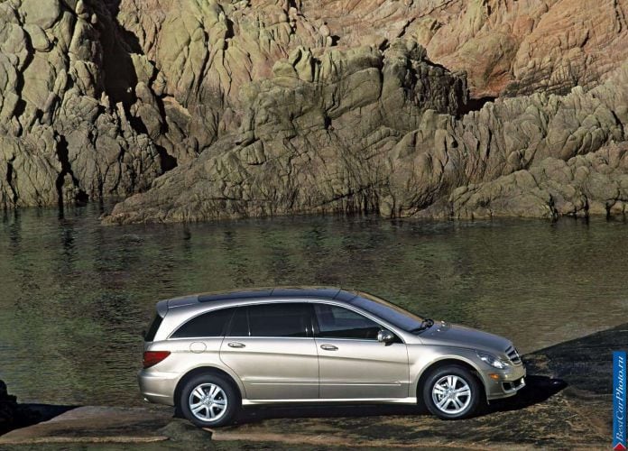 2006 Mercedes-Benz R500 - фотография 39 из 100 2006 Mercedes-Benz R500 - фотография 39 из 100