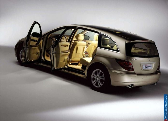 2006 Mercedes-Benz R500 - фотография 47 из 100 2006 Mercedes-Benz R500 - фотография 47 из 100