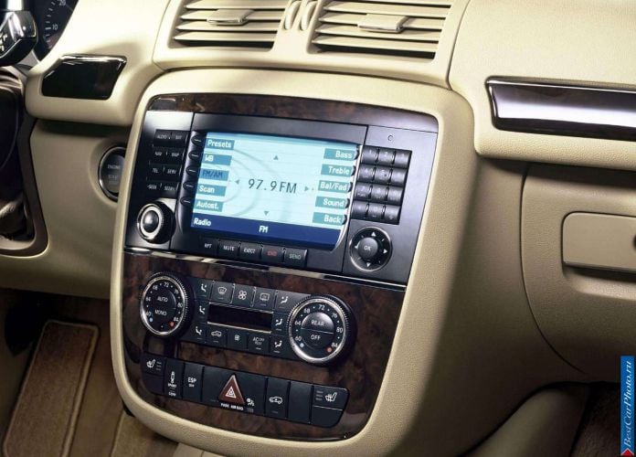 2006 Mercedes-Benz R500 - фотография 56 из 100 2006 Mercedes-Benz R500 - фотография 56 из 100
