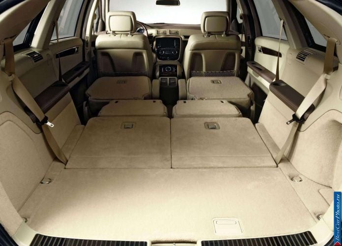 2006 Mercedes-Benz R500 - фотография 57 из 100 2006 Mercedes-Benz R500 - фотография 57 из 100