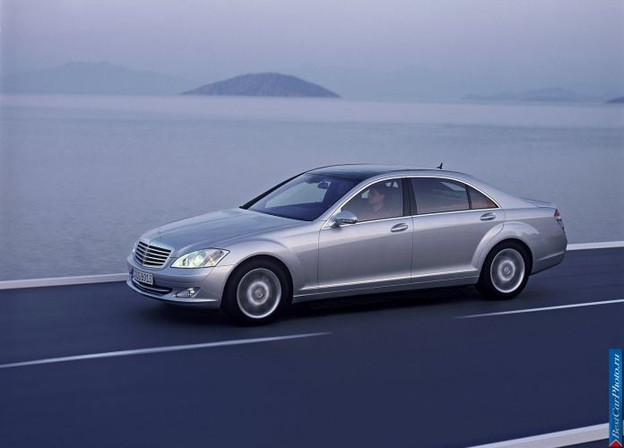 2006 Mercedes-Benz S-Class - фотография 8 из 177