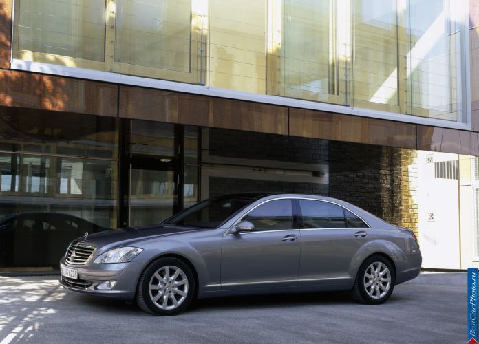 2006 Mercedes-Benz S-Class - фотография 35 из 177