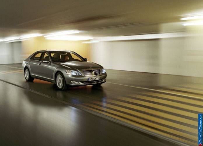 2006 Mercedes-Benz S-Class - фотография 46 из 177