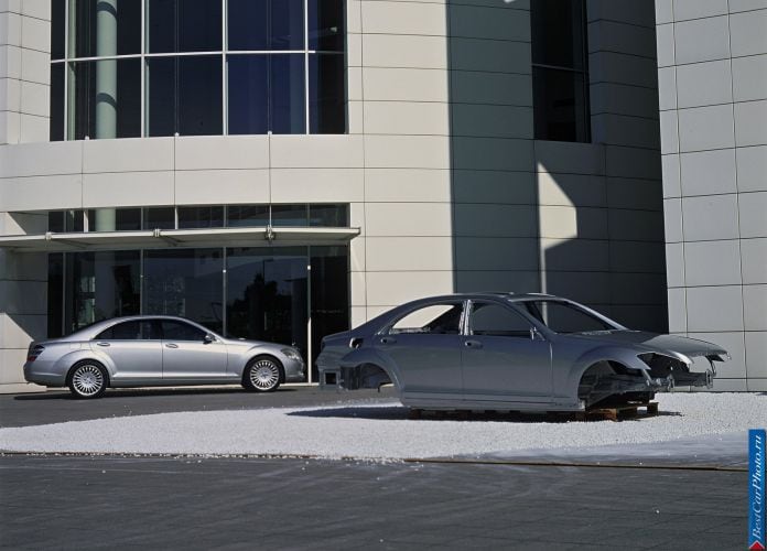 2006 Mercedes-Benz S-Class - фотография 99 из 177
