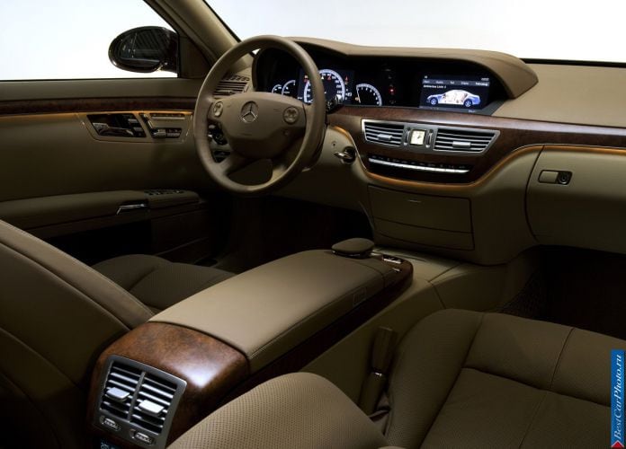 2006 Mercedes-Benz S-Class - фотография 104 из 177