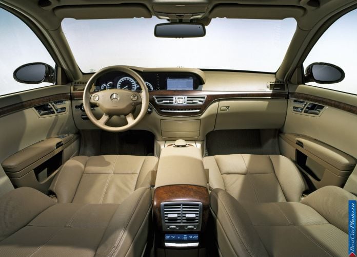 2006 Mercedes-Benz S-Class - фотография 107 из 177