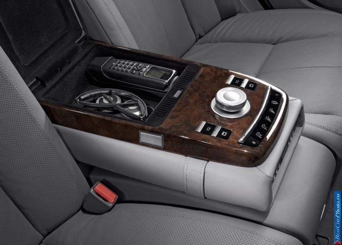 2006 Mercedes-Benz S-Class - фотография 124 из 177 2006 Mercedes-Benz S-Class - фотография 124 из 177
