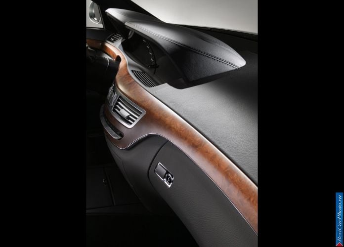 2006 Mercedes-Benz S-Class - фотография 156 из 177