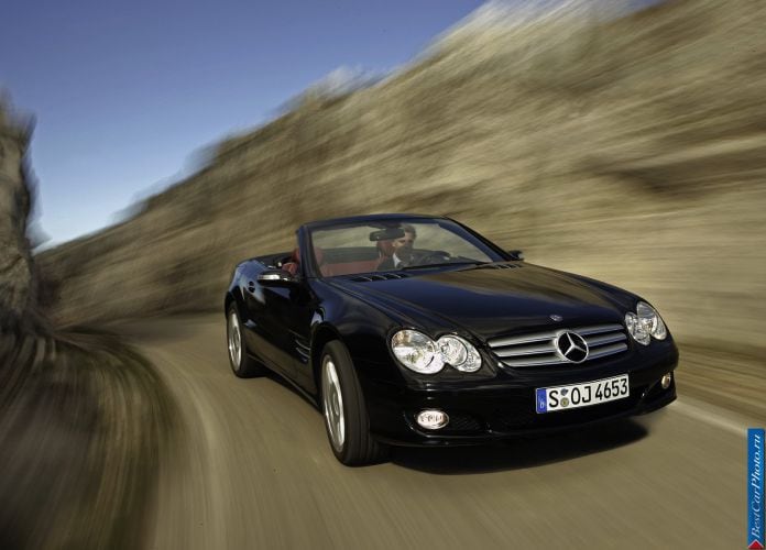 2006 Mercedes-Benz SL 350 - фотография 2 из 7 2006 Mercedes-Benz SL 350 - фотография 2 из 7
