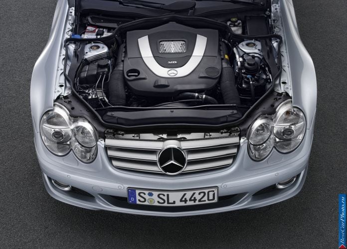 2006 Mercedes-Benz SL 500 - фотография 8 из 10 2006 Mercedes-Benz SL 500 - фотография 8 из 10
