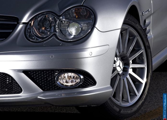 2006 Mercedes-Benz SL 55 AMG - фотография 20 из 28 2006 Mercedes-Benz SL 55 AMG - фотография 20 из 28
