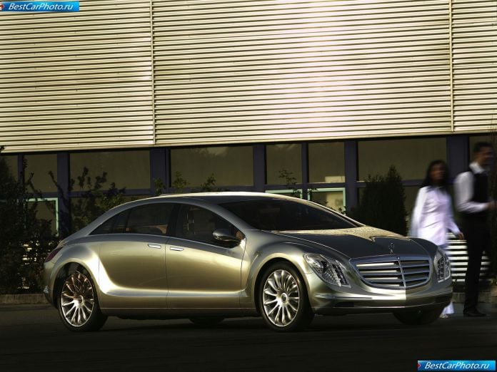 2007 Mercedes-Benz F700 Concept - фотография 2 из 5 2007 Mercedes-Benz F700 Concept - фотография 2 из 5