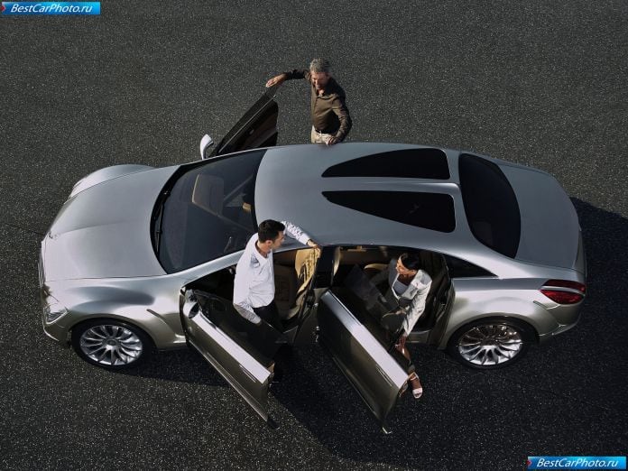 2007 Mercedes-Benz F700 Concept - фотография 4 из 5