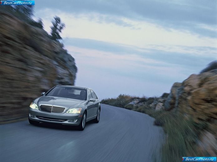 2007 Mercedes-Benz S550 - фотография 24 из 68