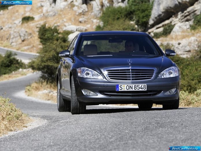 2007 Mercedes-Benz S 500 4matic - фотография 13 из 36 2007 Mercedes-Benz S 500 4matic - фотография 13 из 36