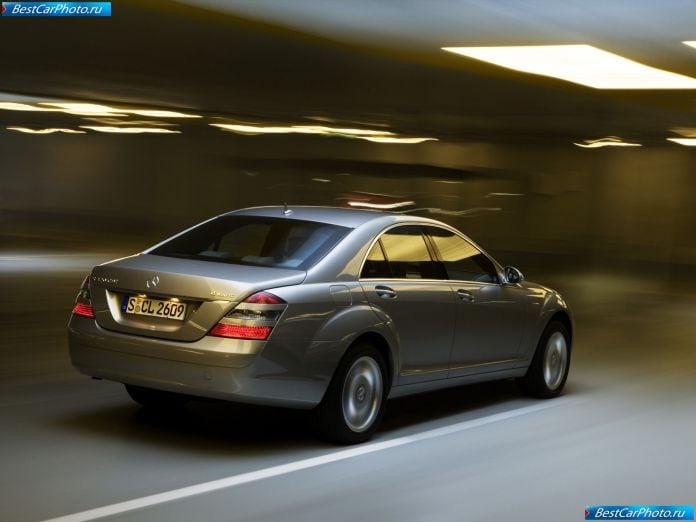 2007 Mercedes-Benz S 500 4matic - фотография 25 из 36