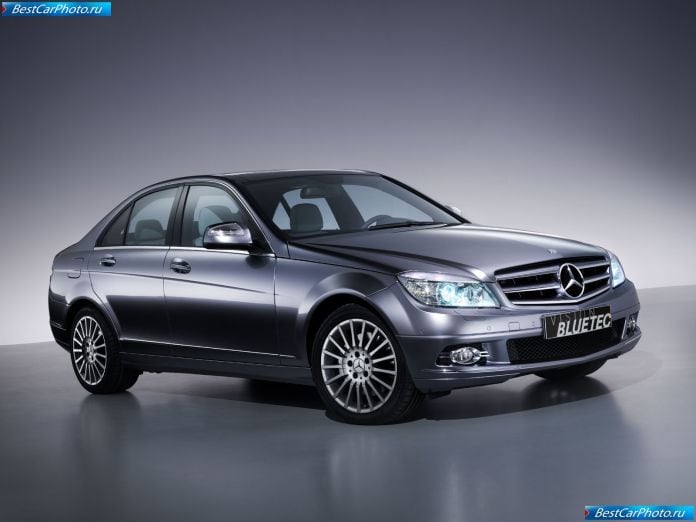2007 Mercedes-Benz Vision C 220 Bluetec Concept - фотография 1 из 2