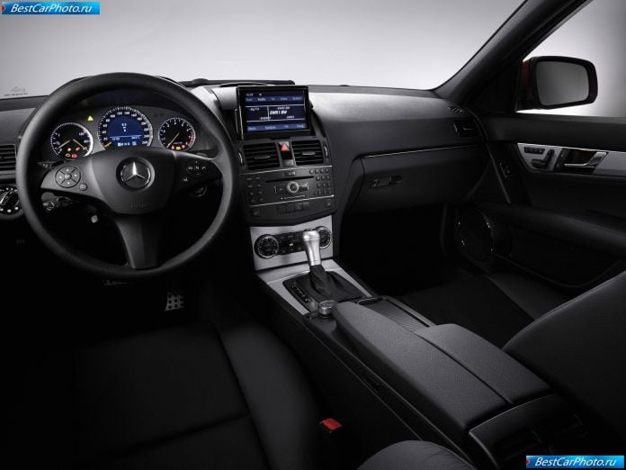 2008 Mercedes-Benz C-class Estate - фотография 129 из 238 2008 Mercedes-Benz C-class Estate - фотография 129 из 238