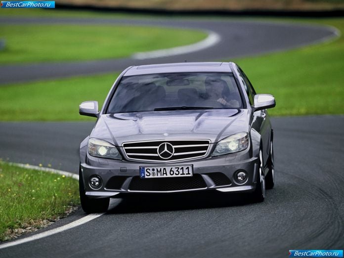 2008 Mercedes-Benz C63 Amg - фотография 18 из 45