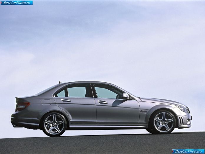 2008 Mercedes-Benz C63 Amg - фотография 23 из 45 2008 Mercedes-Benz C63 Amg - фотография 23 из 45