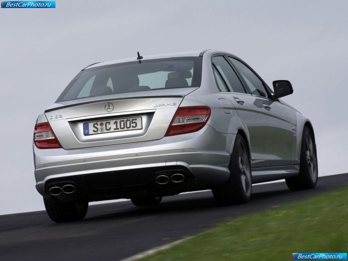 2008 Mercedes-Benz C63 Amg - фотография 28 из 45 2008 Mercedes-Benz C63 Amg - фотография 28 из 45