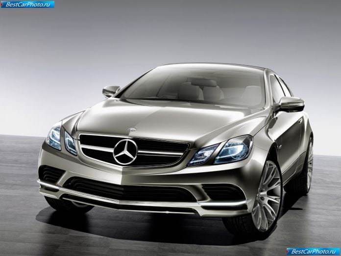 2008 Mercedes-Benz Fascination Concept - фотография 1 из 31
