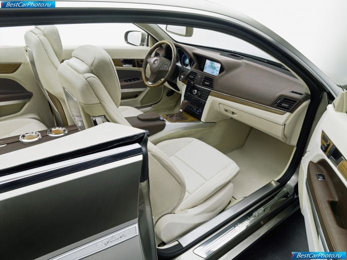 2008 Mercedes-Benz Fascination Concept - фотография 17 из 31