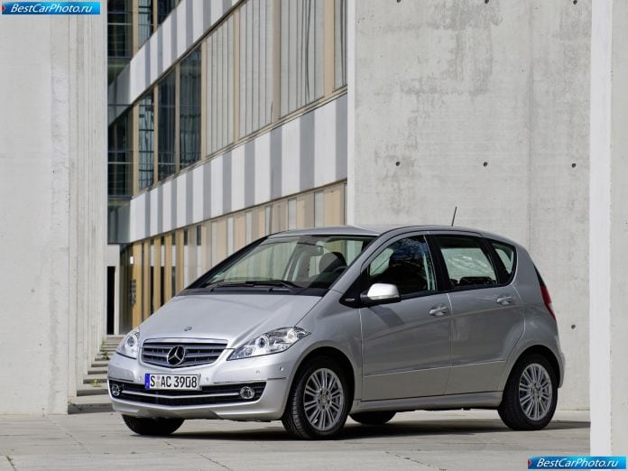2009 Mercedes-Benz A-class - фотография 3 из 59