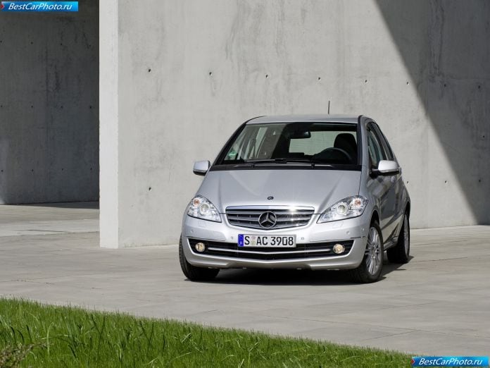 2009 Mercedes-Benz A-class - фотография 13 из 59