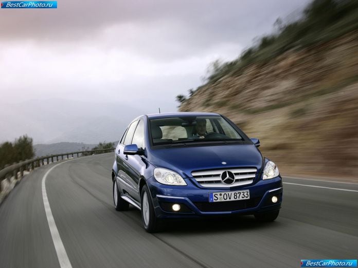 2009 Mercedes-Benz B-class - фотография 1 из 60 2009 Mercedes-Benz B-class - фотография 1 из 60