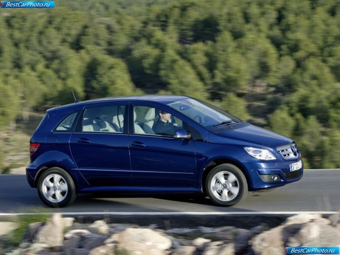 2009 Mercedes-Benz B-class - фотография 21 из 60 2009 Mercedes-Benz B-class - фотография 21 из 60