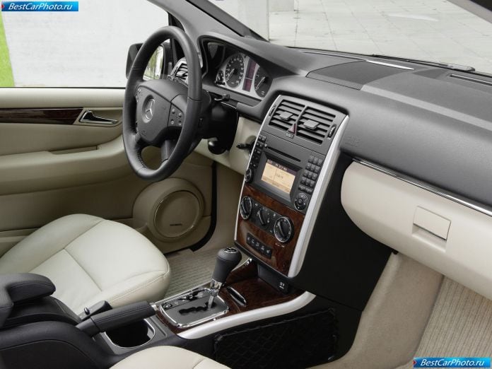 2009 Mercedes-Benz B-class - фотография 34 из 60 2009 Mercedes-Benz B-class - фотография 34 из 60