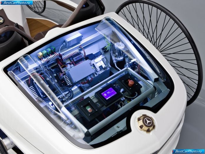 2009 Mercedes-Benz F-cell Roadster Concept - фотография 15 из 19