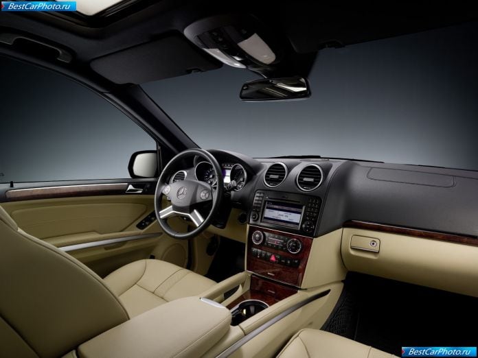 2009 Mercedes-Benz M-class - фотография 10 из 18 2009 Mercedes-Benz M-class - фотография 10 из 18