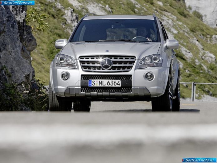 2009 Mercedes-Benz Ml63 Amg 10th Anniversary - фотография 4 из 20