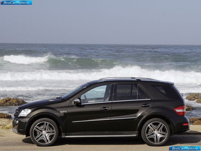 2009 Mercedes-Benz Ml63 Amg Performance Studio - фотография 13 из 39