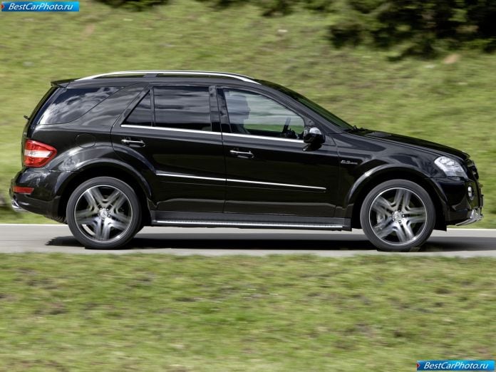 2009 Mercedes-Benz Ml63 Amg Performance Studio - фотография 15 из 39