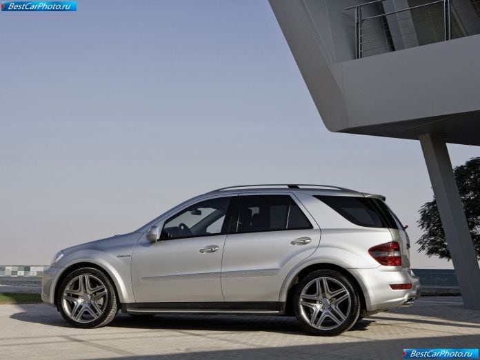 2009 Mercedes-Benz Ml 63 Amg - фотография 6 из 7 2009 Mercedes-Benz Ml 63 Amg - фотография 6 из 7