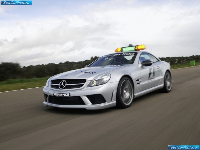 2009 Mercedes-Benz Sl63 Amg F1 Safety Car - фотография 2 из 11 2009 Mercedes-Benz Sl63 Amg F1 Safety Car - фотография 2 из 11