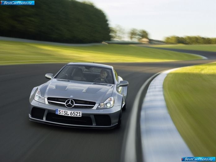 2009 Mercedes-Benz Sl65 Amg Black Series - фотография 15 из 39 2009 Mercedes-Benz Sl65 Amg Black Series - фотография 15 из 39