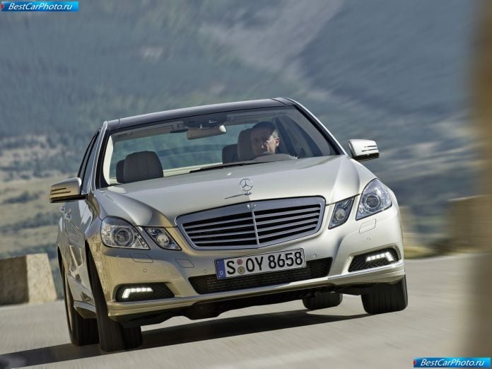 2010 Mercedes-Benz E-class - фотография 13 из 222 2010 Mercedes-Benz E-class - фотография 13 из 222