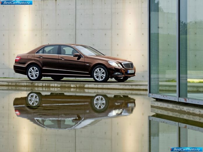 2010 Mercedes-Benz E-class - фотография 18 из 222 2010 Mercedes-Benz E-class - фотография 18 из 222