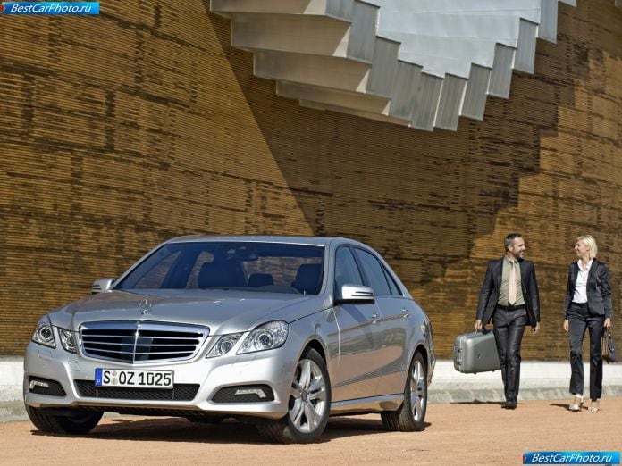 2010 Mercedes-Benz E-class - фотография 30 из 222 2010 Mercedes-Benz E-class - фотография 30 из 222