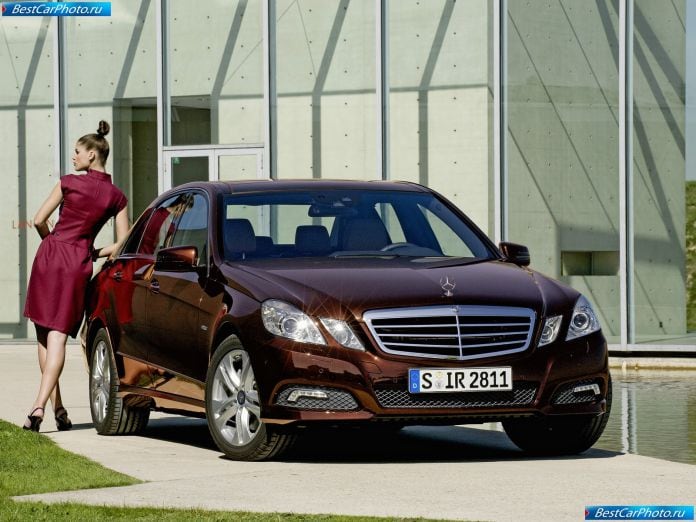 2010 Mercedes-Benz E-class - фотография 31 из 222