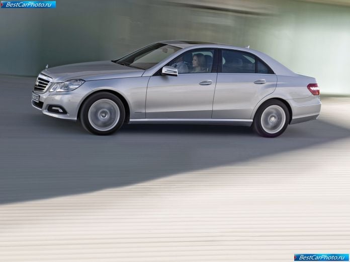 2010 Mercedes-Benz E-class - фотография 33 из 222