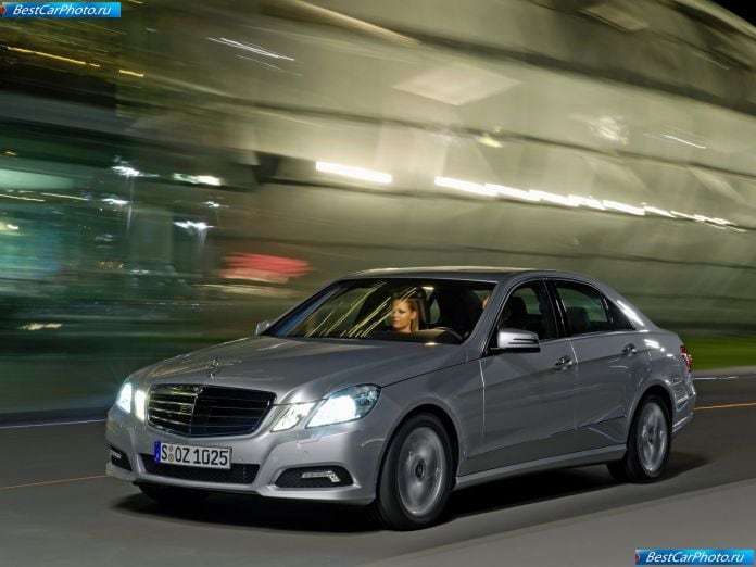 2010 Mercedes-Benz E-class - фотография 50 из 222