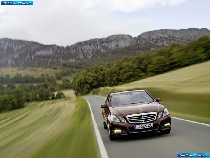2010 Mercedes-Benz E-class - фотография 53 из 222