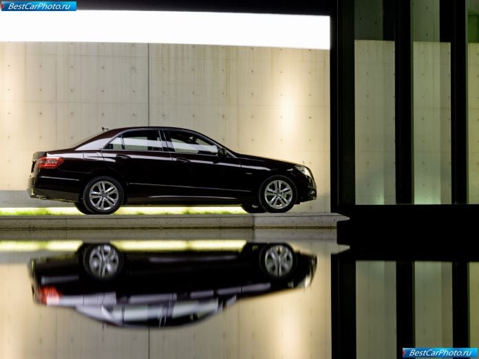 2010 Mercedes-Benz E-class - фотография 62 из 222
